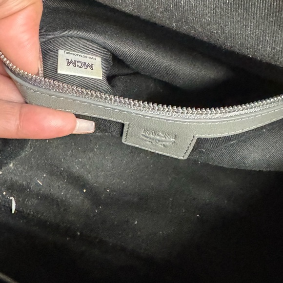 MCM Metallic Silver and Black Shoulder Bag - Picture 5 of 13